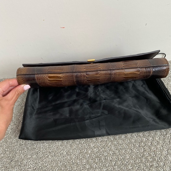 Authentic YSL Saint Laurent large python clutch handbag - Picture 5 of 9